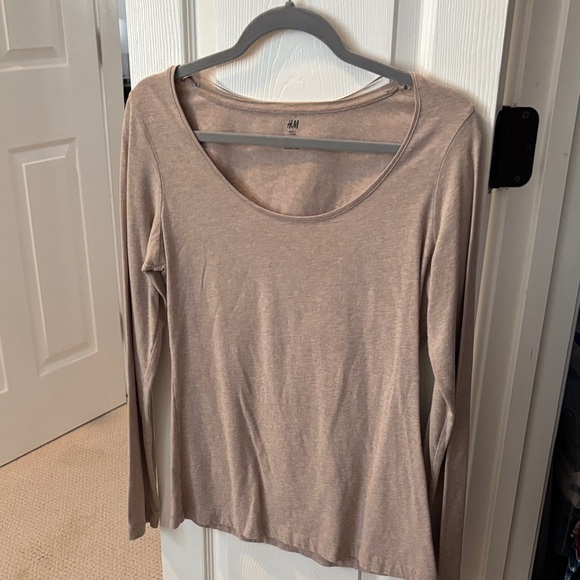 H&M Women's Beige Long Sleeve Blouse - Picture 1 of 1